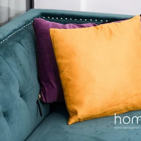 93m² Homm Chic Close To Metaxourgeio Апартаменты